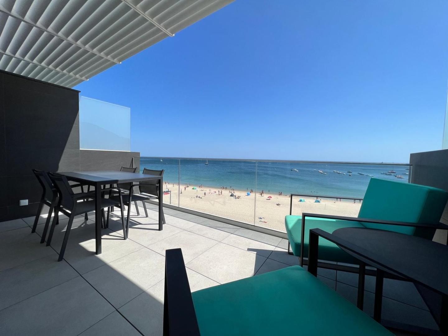 Apartamento Guestready - Beachfront Naufrago's Retreat 2 Sesimbra
